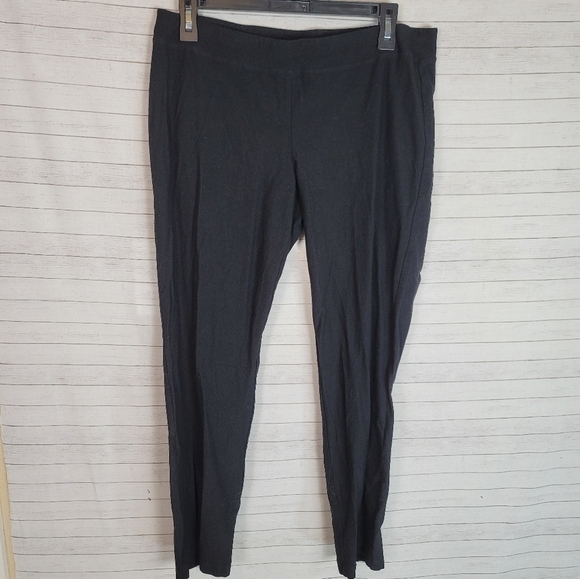 EILEEN FISHER BLACK CREPE LEGGINGS, SZ MEDIUM - Picture 4 of 7
